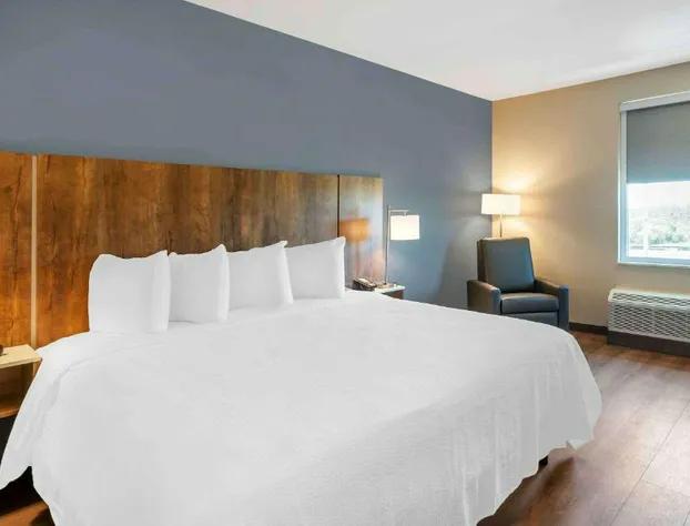 Extended Stay America Premier Suites - Fort Myers - Airport hotel detail image 3