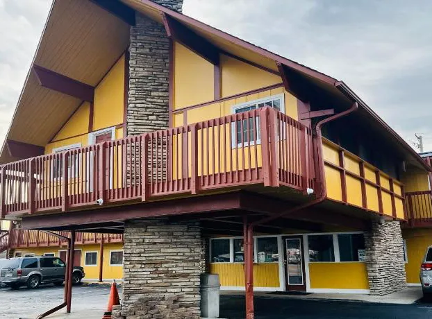 Clayton House Motel hotel detail image 4