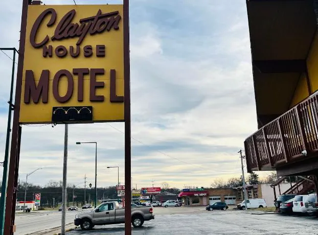 Clayton House Motel hotel detail image 4