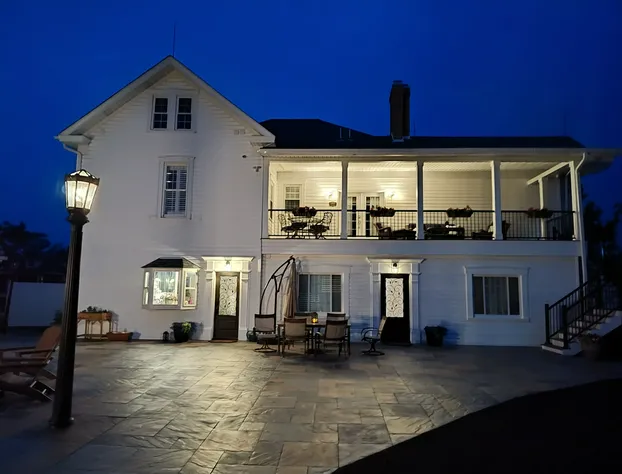 Hickory House Bed & Breakfast hotel detail image 3