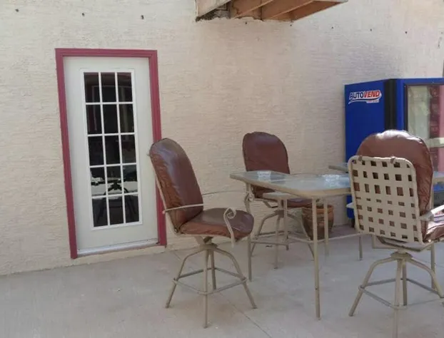 Alojamiento Alpha hotel detail image 2