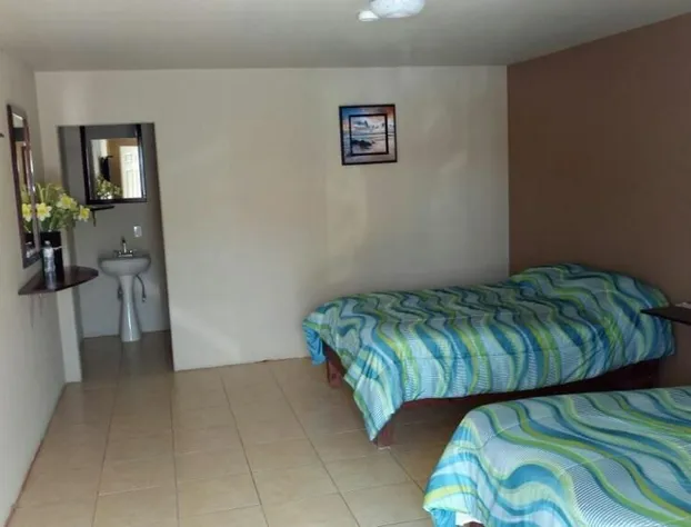 Alojamiento Alpha hotel detail image 4