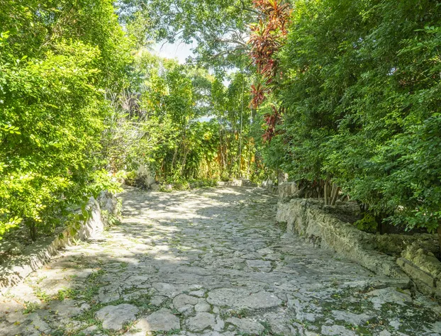 Yayum Bacalar hotel detail image 1