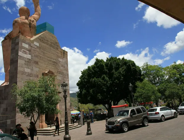 Casa Zuniga Bed and Breakfast hotel detail image 1