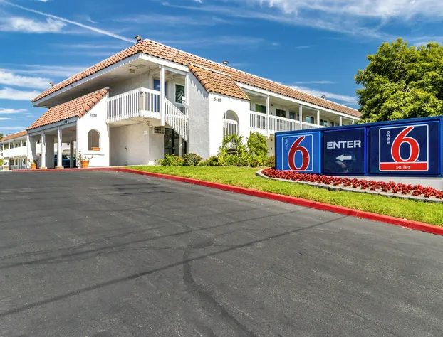 Studio 6 Suites Carpinteria, CA–Santa Barbara - South hotel detail image 1