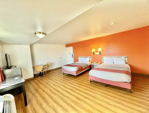 Studio 6 Suites – Bellflower, Ca - Los Angeles hotel detail image 4