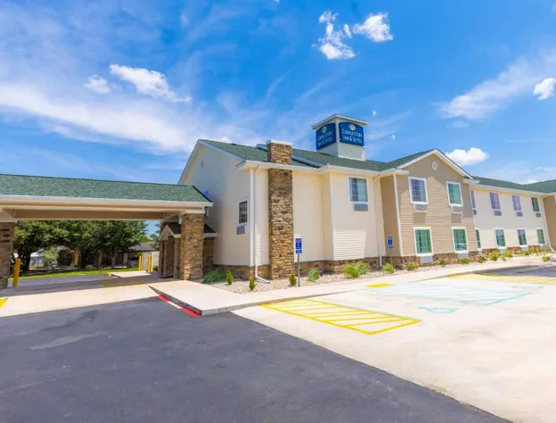 Cobblestone Inn & Suites - Winters hotel detail image 3