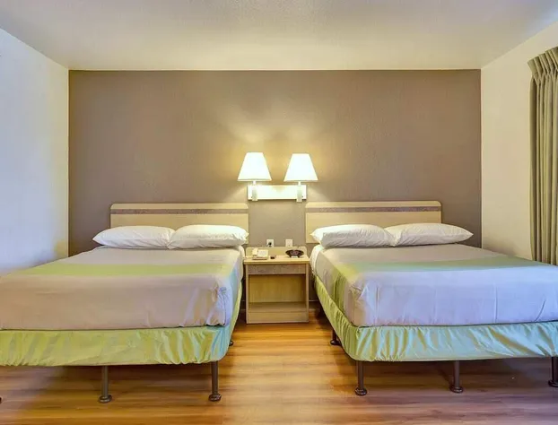 Studio 6 Belmont, CA – San Francisco - Redwood hotel detail image 4