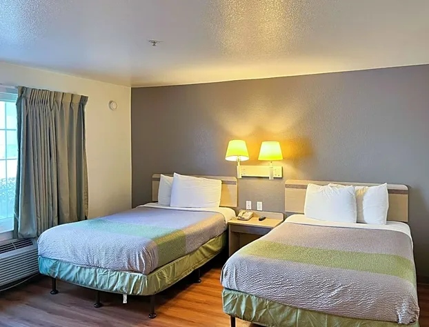 Studio 6 Belmont, CA – San Francisco - Redwood hotel detail image 2