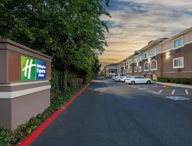 Holiday Inn Express & Suites Mountain View Silicon Valley by IHG hotel detail image 1