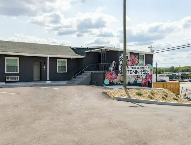 The AVE hotel detail image 1