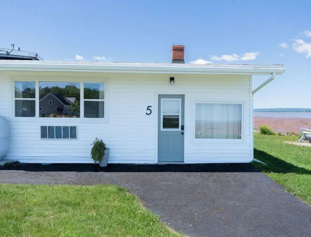 The Breeze Motel hotel detail image 2