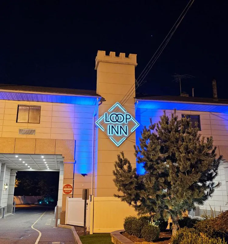 Loop Inn Motel hotel hero