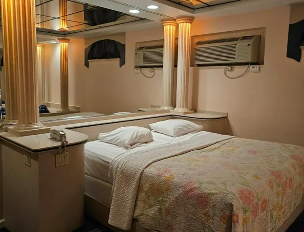 Loop Inn Motel hotel detail image 2