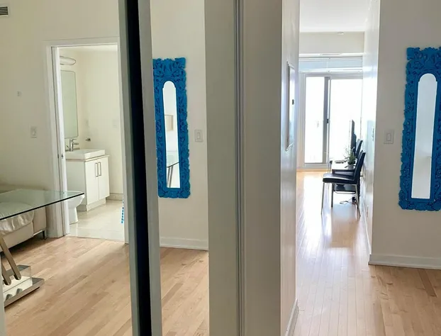 iHost Suites Downtown Toronto hotel detail image 3