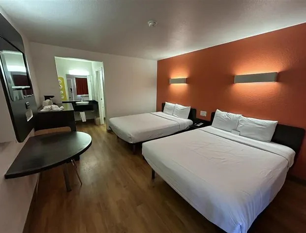 Studio 6 Suites - Riverside, Ca hotel detail image 2