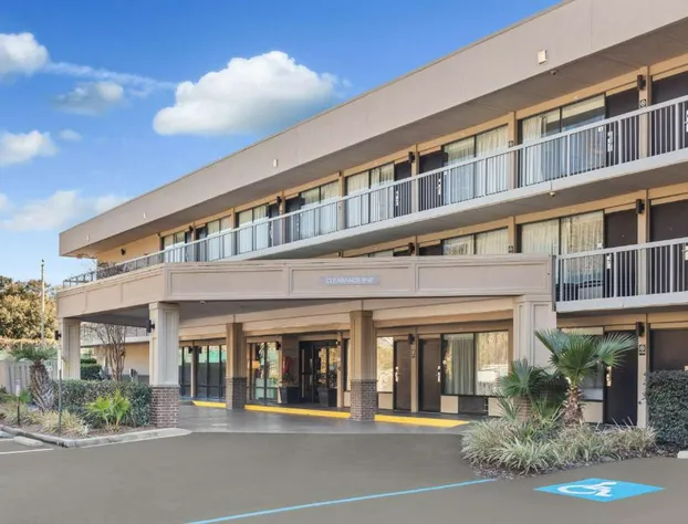 Spark By Hilton Hilton Head Island hotel detail image 2