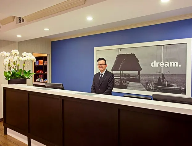 Hampton Inn By Hilton Los Angeles Intl Airport/Hawthorne hotel detail image 2