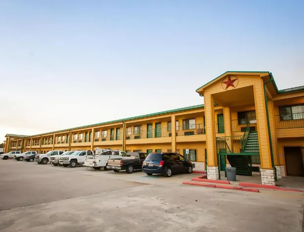 Scottish Inns Hankamer TX hotel detail image 2