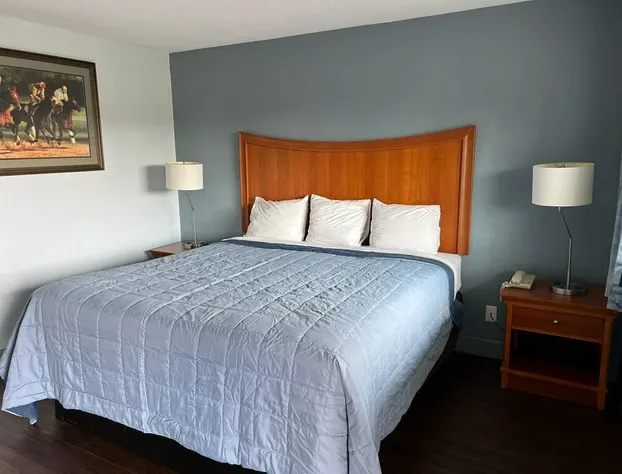 Holiday Motel hotel detail image 2