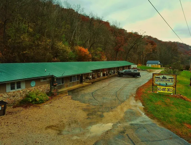 Sportsmen Motel hotel detail image 1