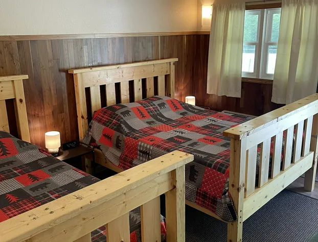 Sportsmen Motel hotel detail image 3