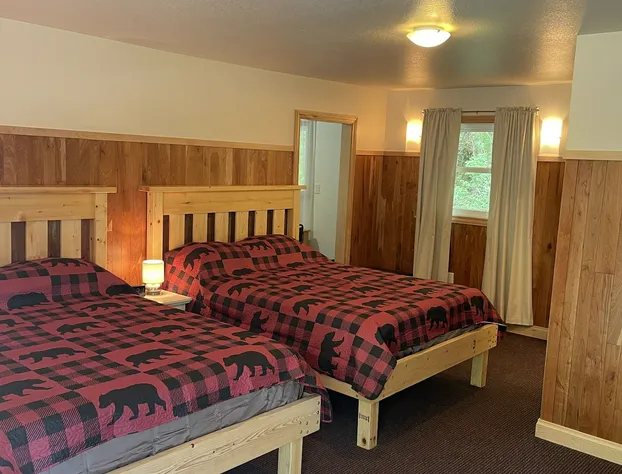 Sportsmen Motel hotel detail image 4