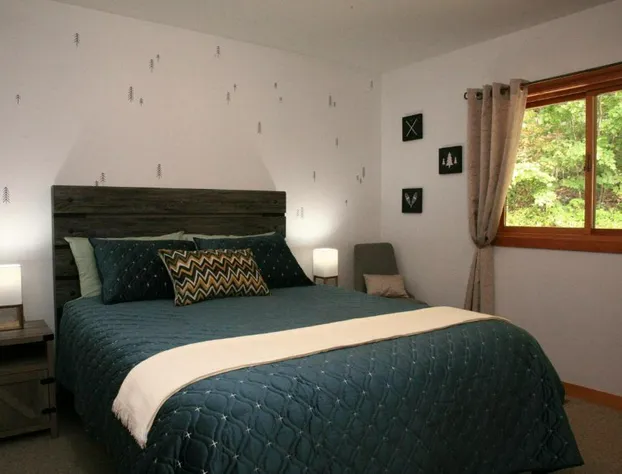 Burgundy Dream Bed and Breakfast hotel detail image 2