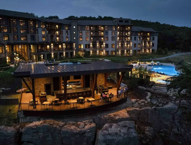 Cloudland at McLemore Resort Lookout Mountain, Curio by Hilton hotel detail image 2