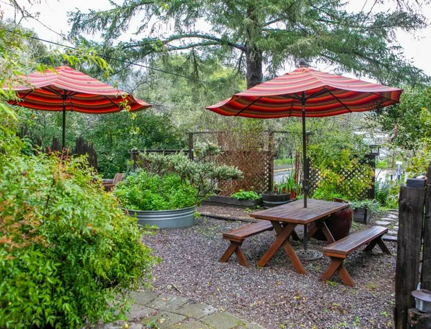 Anderson Valley Inn hotel detail image 1