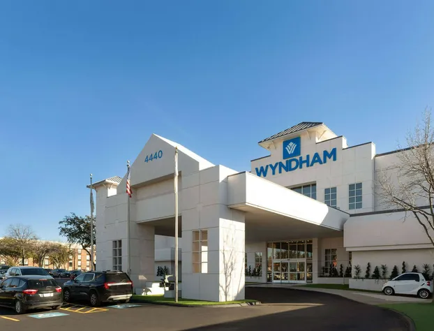 Wyndham DFW Airport hotel detail image 1
