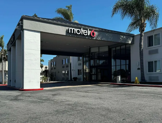 Studio 6 Carson, CA hotel detail image 2