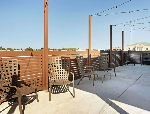 Comfort Inn & Suites Mountain Grove US-60 hotel detail image 3