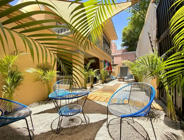 ROOMIES HOSTEL Centro medico hotel detail image 2