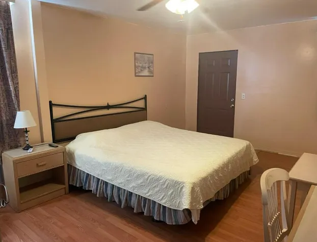 SunCoast Motel hotel detail image 3