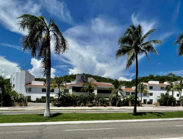 La Isla Huatulco & Beach Club hotel detail image 4
