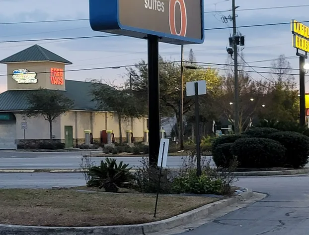 Studio 6 Suites Hinesville, GA hotel detail image 1