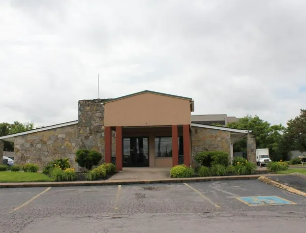 Executive Inn & Suites hotel detail image 2