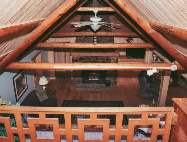 Au Train Island View Lodge hotel detail image 4