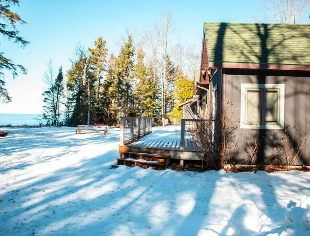 Au Train Island View Lodge hotel detail image 4