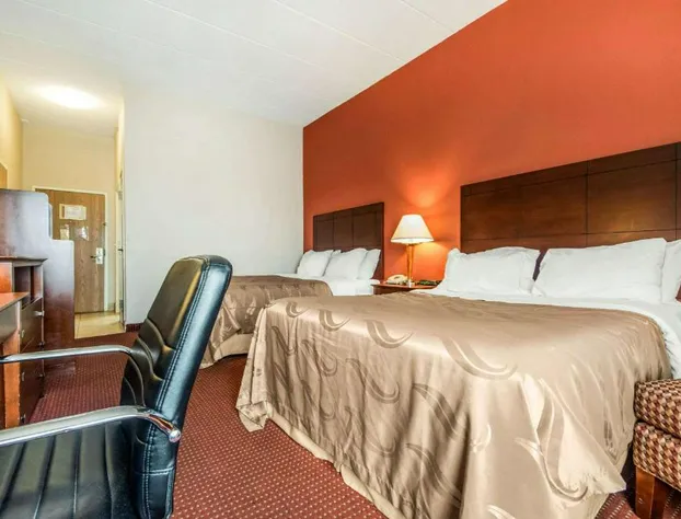 Quality Inn & Suites Lawrenceburg hotel detail image 4