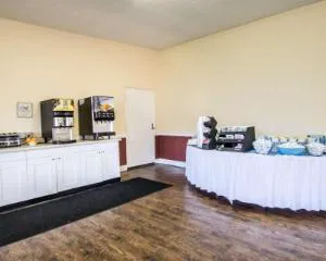 Main Gate Kissimmee Formally Road Way Inn hotel detail image 3