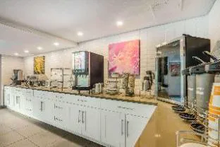 Econo Lodge at Carowinds hotel detail image 2