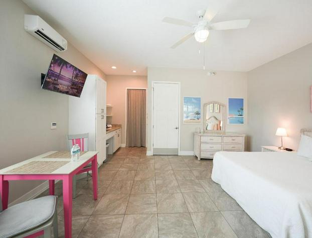 Sunny Side Cottages hotel detail image 1