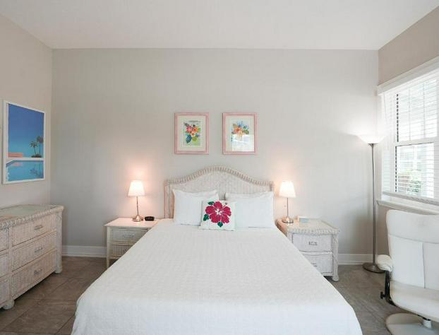 Sunny Side Cottages hotel detail image 4