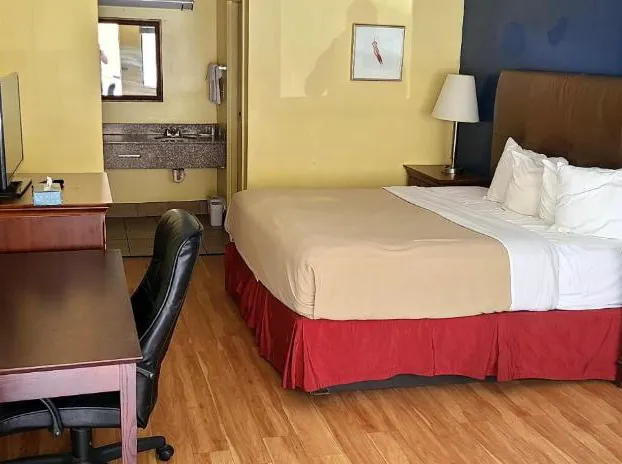 Days Inn by Wyndham Kennesaw hotel detail image 2