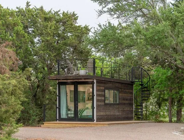 The Windmill-Tiny Container Home min to Magnolia hotel detail image 2