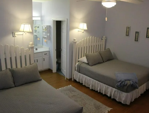 Turtle Beach Inn hotel detail image 2