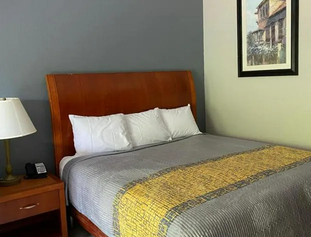 American Way Inn & Suites hotel detail image 4