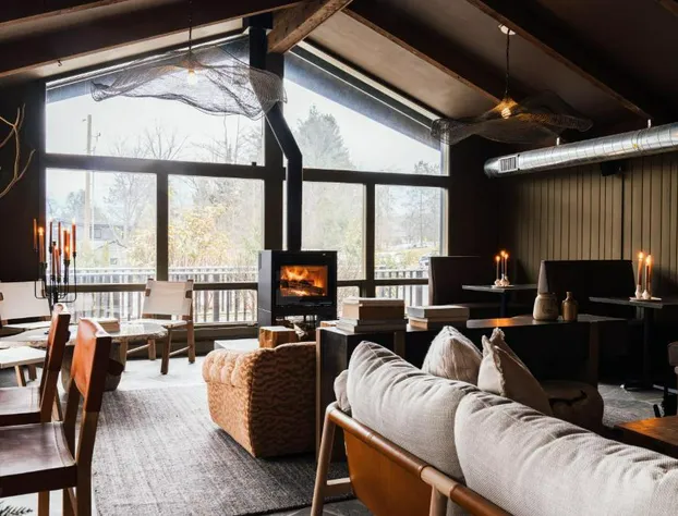 AWOL Stowe hotel detail image 2